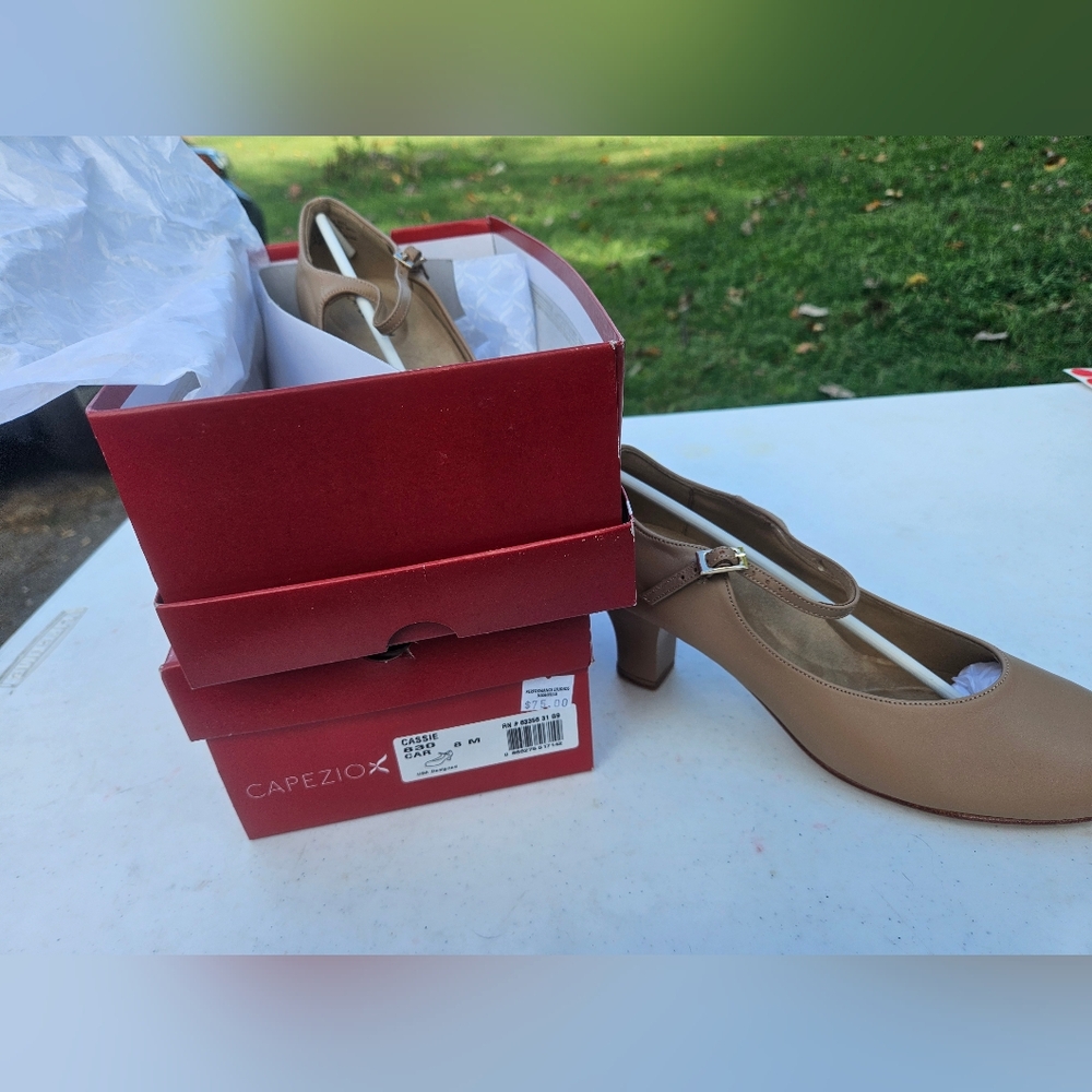Capezio Cassie Character Shoes
